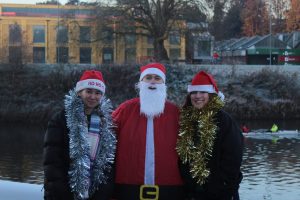 Rowing Mince Pie Head